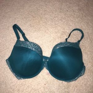 Victoria secrets bra